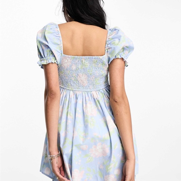 Pastel Tie-Front Women Shorts - Picture 3 of 5